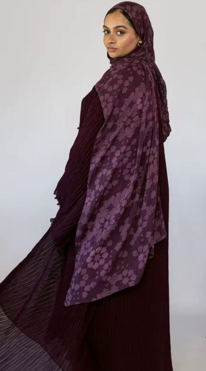 PLUM MODEL PRINTED HIJAB