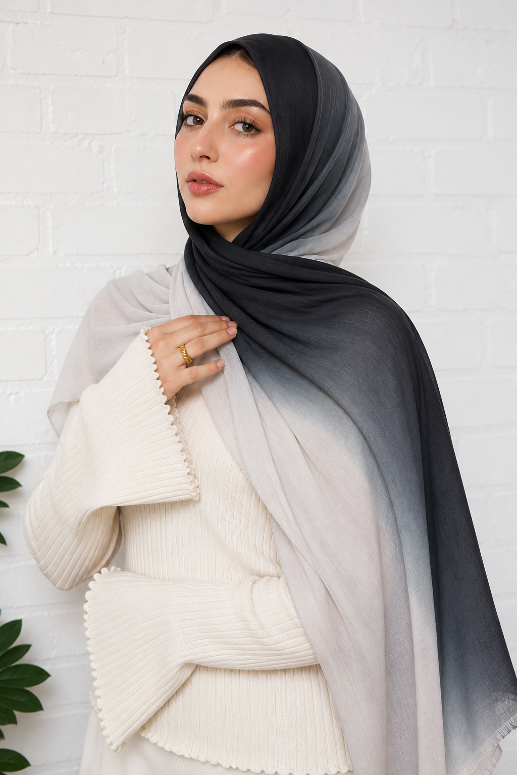 Black & Gray Ombré Modal Hijab 🖤