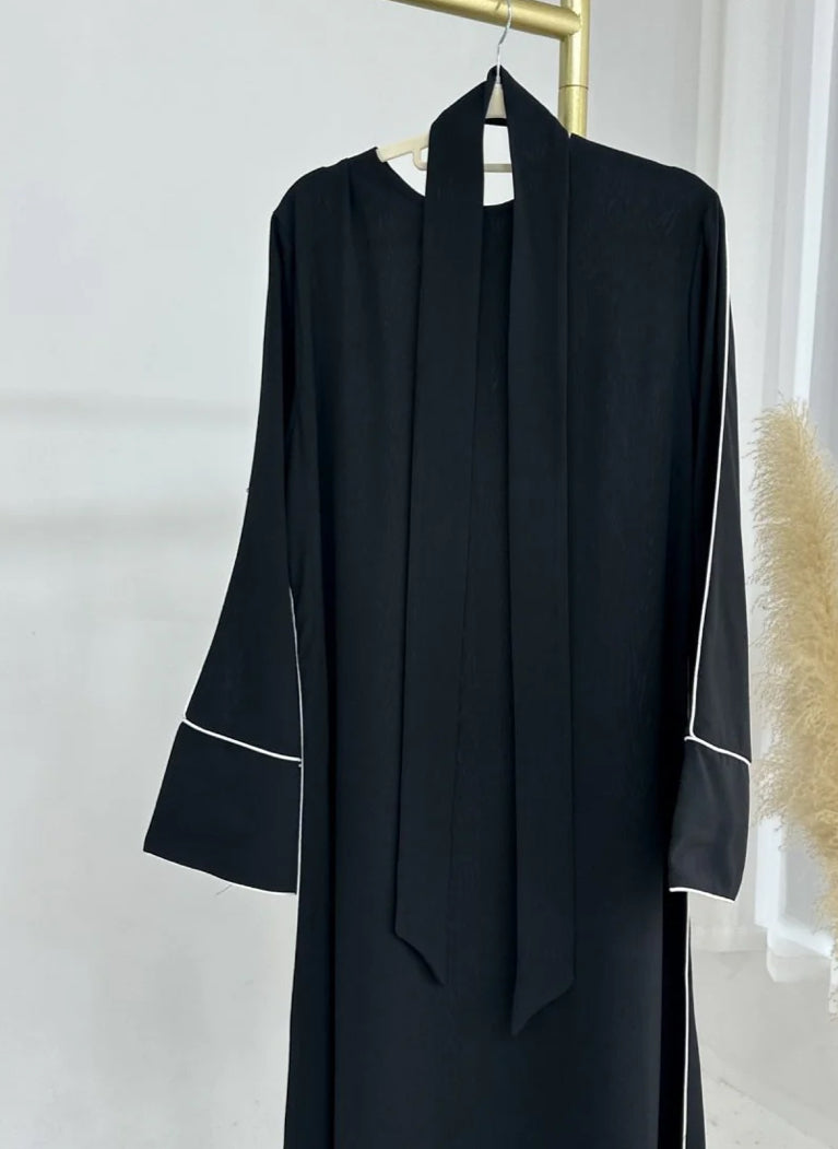 YARA LINED ABAYA BLACK
