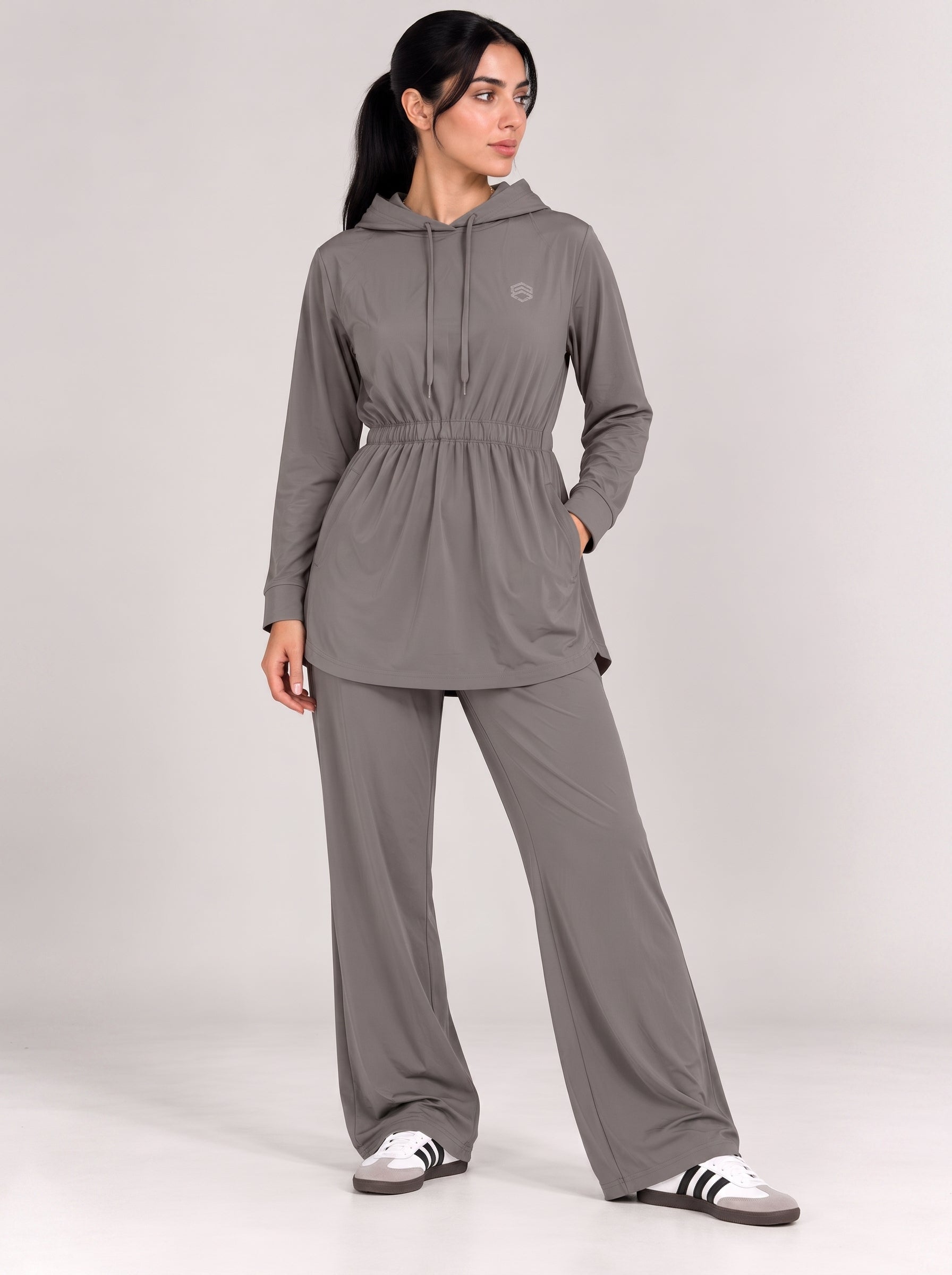 Raneem Mid-Flow Set – Gray