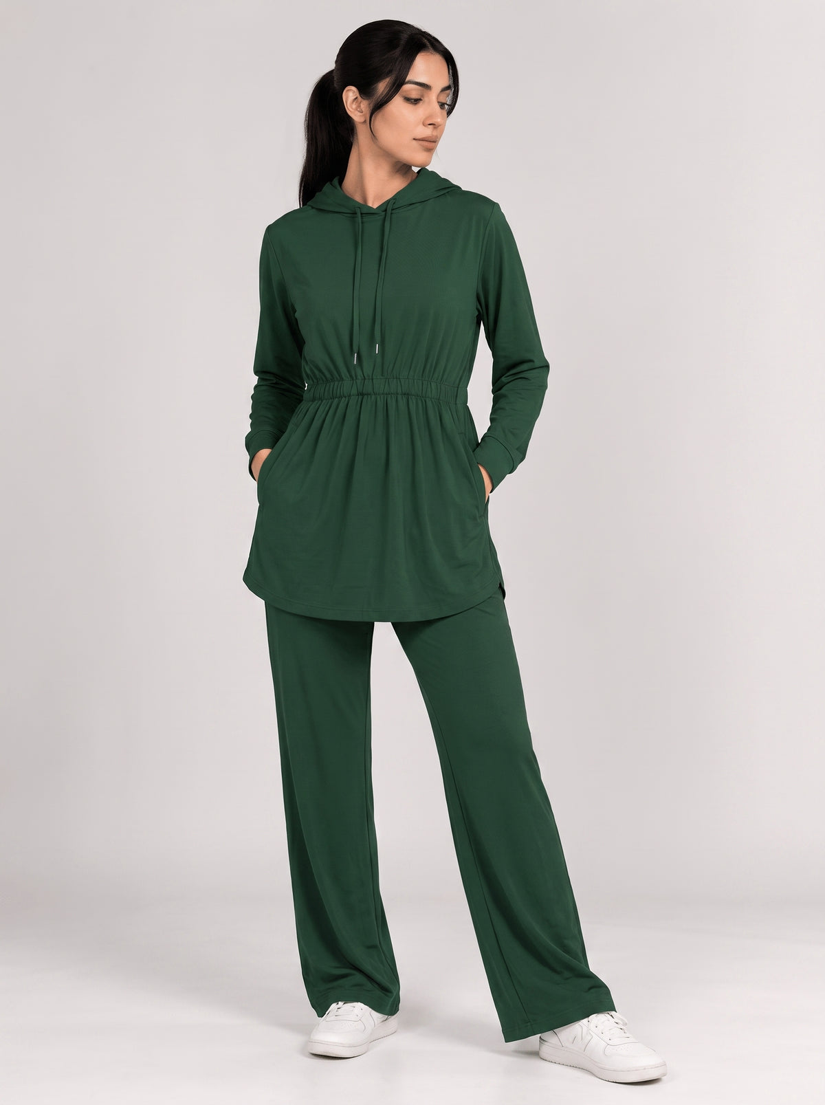 Raneem Straight Set – Forest Green
