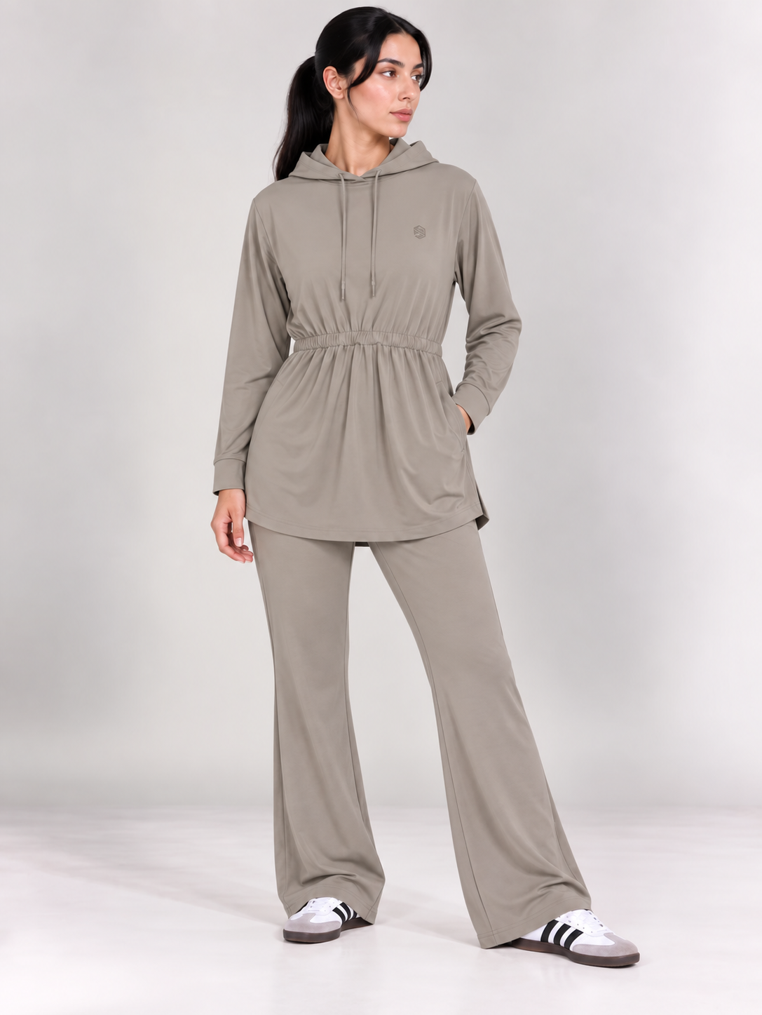 Raneem Mid-Flow Set – Taupe