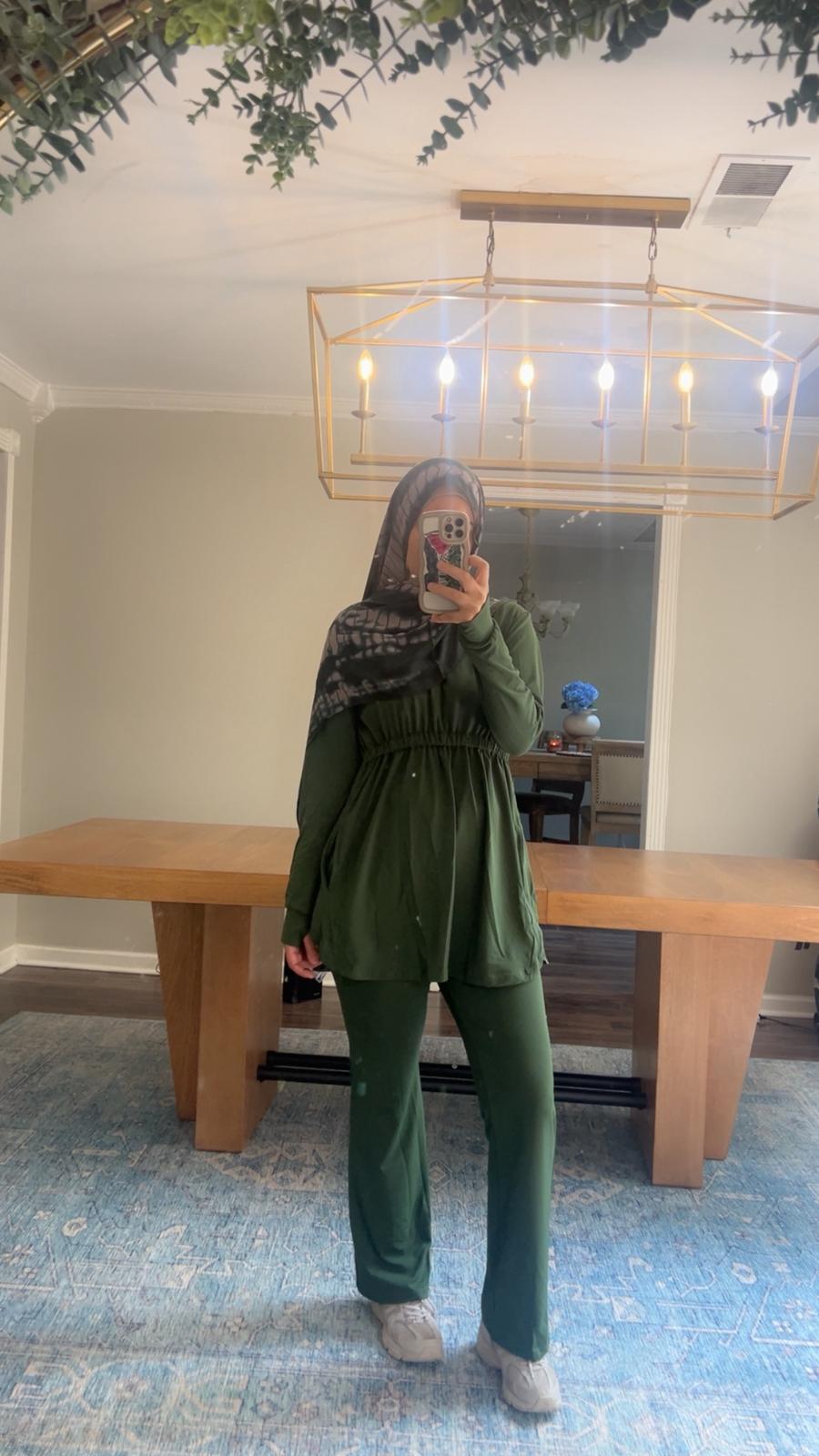 Emerald green 2pc midline  set