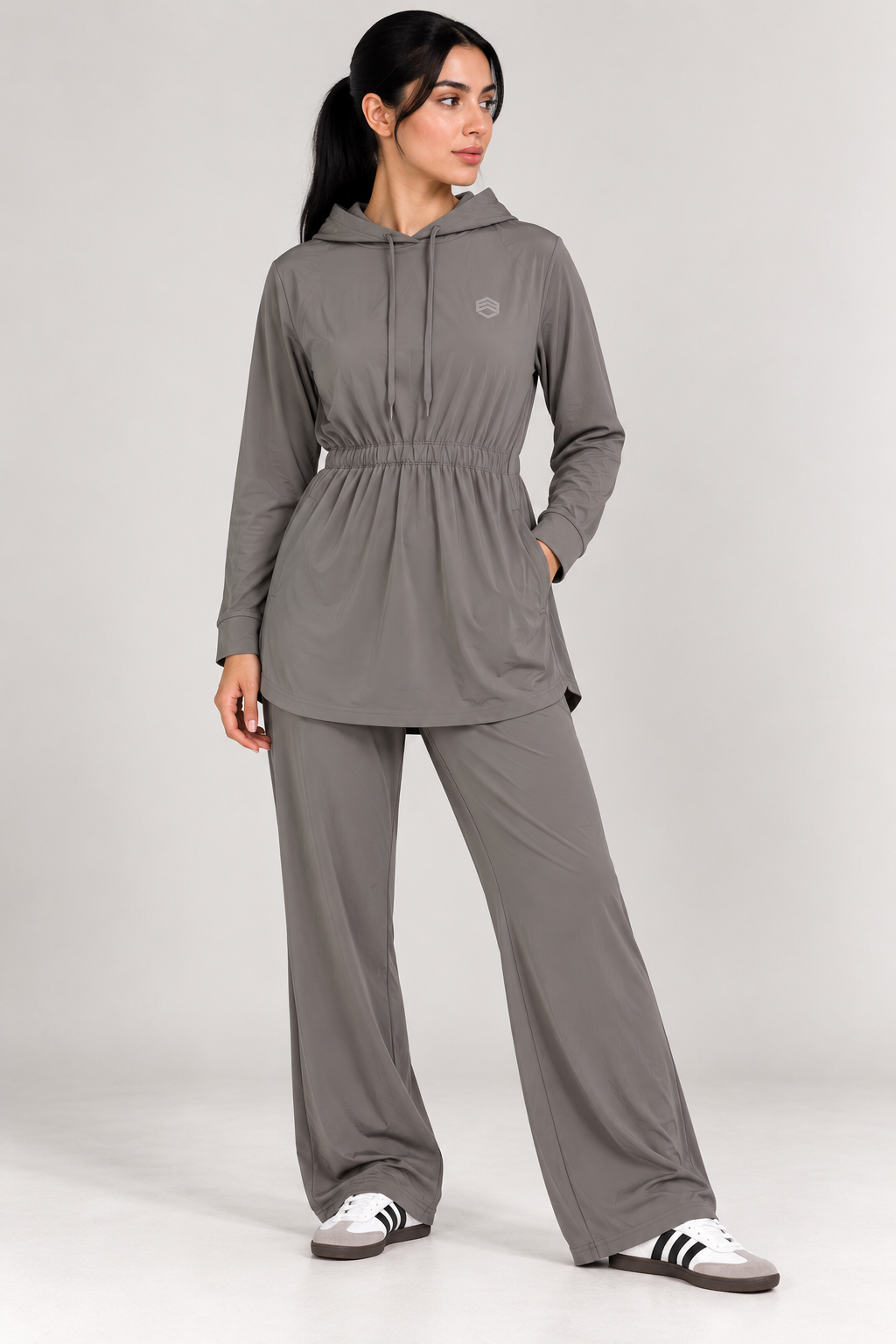 Raneem Mid-Flow Set – Gray – view 2