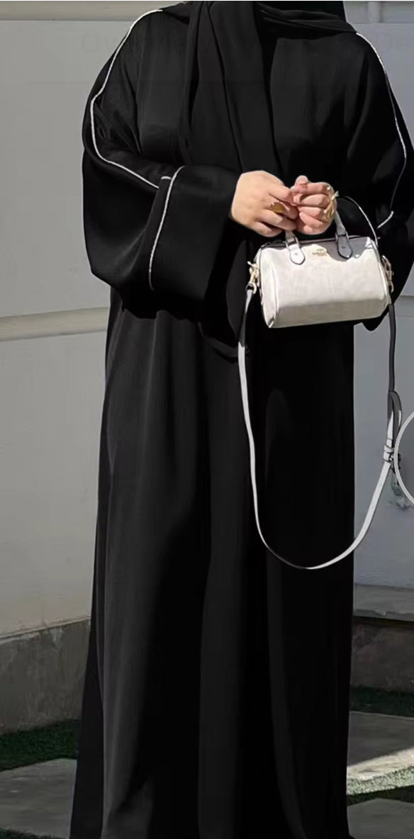 FATIMA LINED ABAYA BLACK